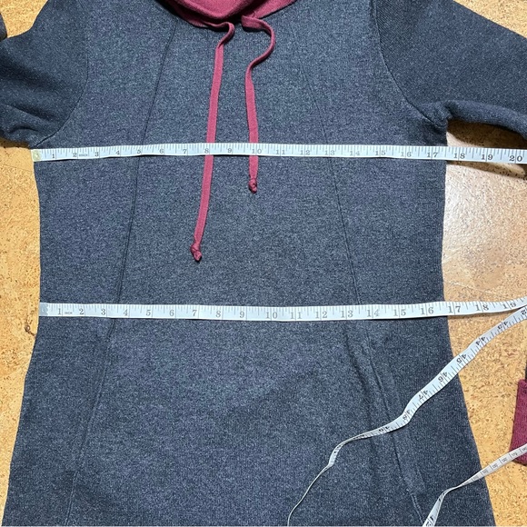 Cynthia Rowley Charcoal Gray & Burgundy Funnel Neck Sweater Tunic Sz S - Picture 12 of 14